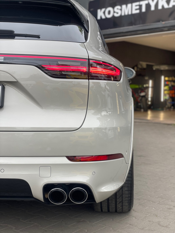 Porsche Cayenne Turbo