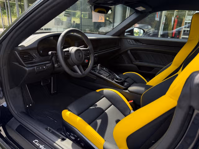 Porsche 911 Turbo S Cabriolet (992 II)